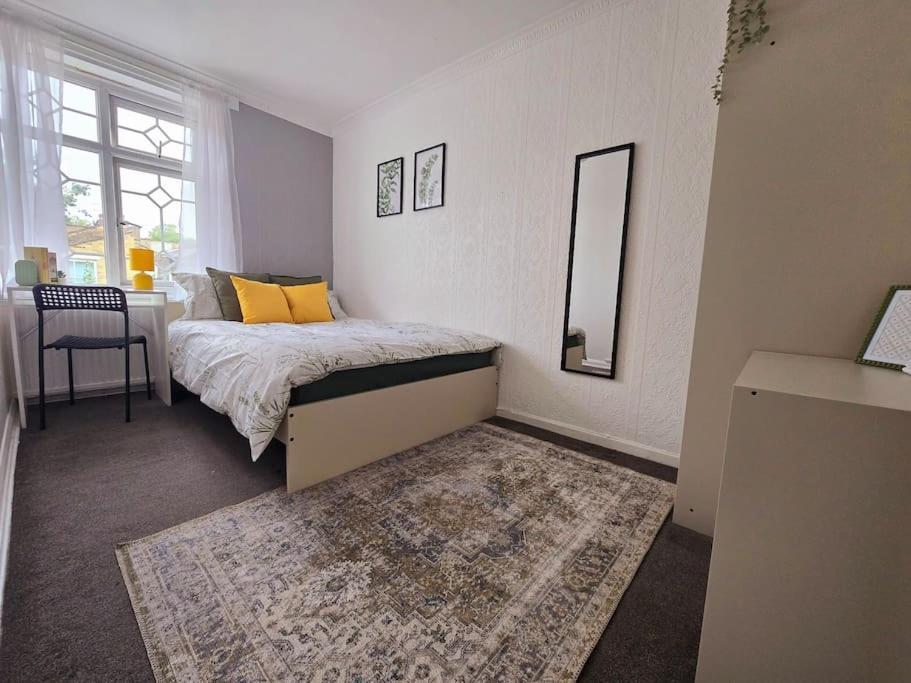 Beautiful Rooms In Prime Location! London Eksteriør bilde